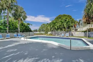 900 Crystal Lake Dr, Deerfield Beach, FL 33064 - Photo 31