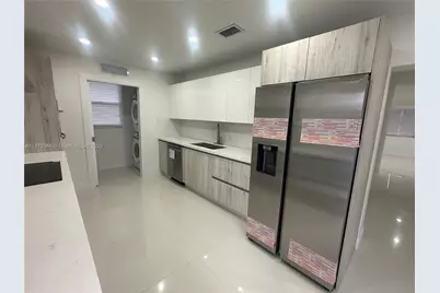 526 S Rainbow Dr #0, Hollywood, FL 33021 - Photo 5