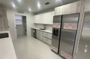 526 S Rainbow Dr, Hollywood, FL 33021 - Photo 5