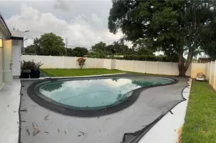 526 S Rainbow Dr, Hollywood, FL 33021 - Photo 19