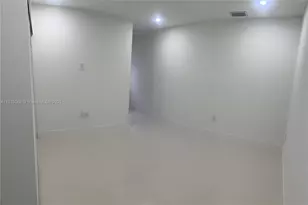 526 S Rainbow Dr, Hollywood, FL 33021 - Photo 15