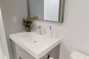 5601 Collins Ave, Miami Beach, FL 33140 - Photo 35