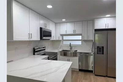 100 Ocean Lane Dr #205, Key Biscayne, FL 33149 - Photo 9