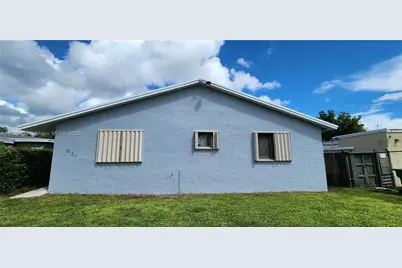 6121 SW 39th St #N, Miramar, FL 33023 - Photo 1