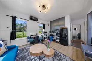 910 NE 81st St, Miami, FL 33138 - Photo 3