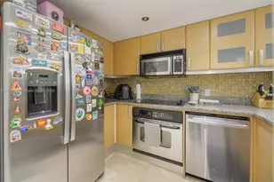 2101 Brickell Ave, Miami, FL 33129 - Photo 11