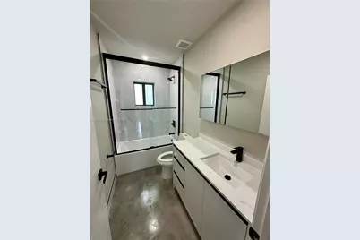 929 NW 60th St, Miami, FL 33127 - Photo 29