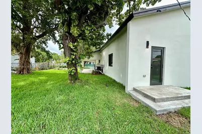 929 NW 60th St, Miami, FL 33127 - Photo 45
