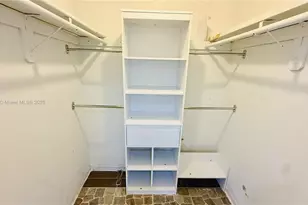 13101 Memorial Hwy, North Miami, FL 33161 - Photo 9