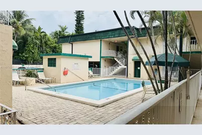 13101 Memorial Hwy #104, North Miami, FL 33161 - Photo 13