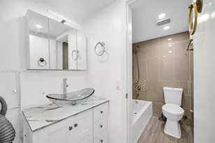 13101 Memorial Hwy, North Miami, FL 33161 - Photo 15