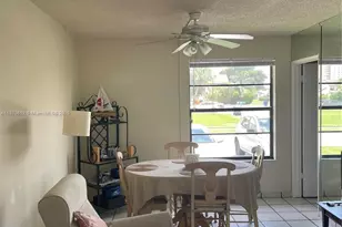 562 NW 98th Ct, Miami, FL 33172 - Photo 7