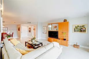 2000 Island Blvd, Aventura, FL 33160 - Photo 3