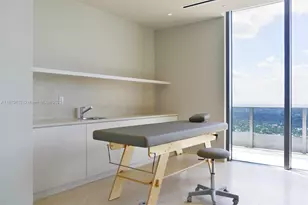 1000 Brickell Plaza, Miami, FL 33131 - Photo 23