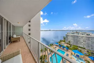 7601 E Treasure Dr, North Bay Village, FL 33141 - Photo 37