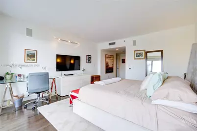 2000 Island Blvd #710, Aventura, FL 33160 - Photo 27