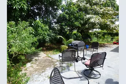 1321 NW 72nd St, Miami, FL 33147 - Photo 5