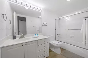 19370 Collins Ave, Sunny Isles Beach, FL 33160 - Photo 13