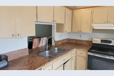 715 Banks Rd, Margate, FL 33063 - Photo 7