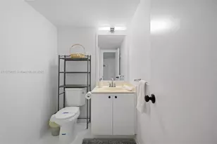 19370 Collins Ave, Sunny Isles Beach, FL 33160 - Photo 13