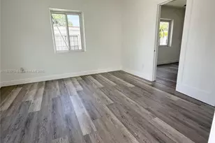 1450 NW 35th St, Miami, FL 33142 - Photo 13