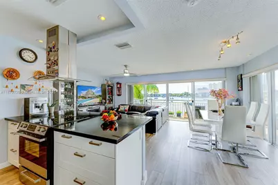 126 Golden Isles Dr #34A, Hallandale Beach, FL 33009 - Photo 17