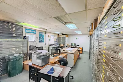 529 W Flagler St, Miami, FL 33130 - Photo 9