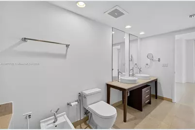 465 Brickell Ave #2002, Miami, FL 33131 - Photo 23