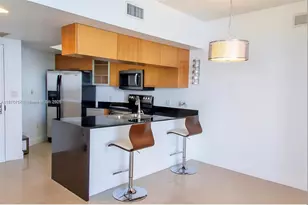 1750 N Bayshore Dr, Miami, FL 33132 - Photo 3