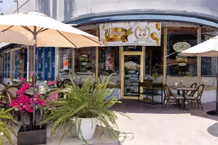 1229 Lincoln Rd, Miami Beach, FL 33139 - Photo 1