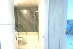 1240 SE 28th Ct, Homestead, FL 33035 - Photo 13