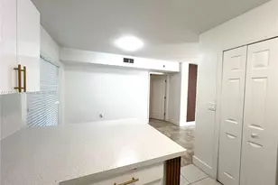 1240 SE 28th Ct, Homestead, FL 33035 - Photo 7