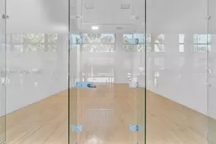 2950 NE 188th St, Aventura, FL 33180 - Photo 35