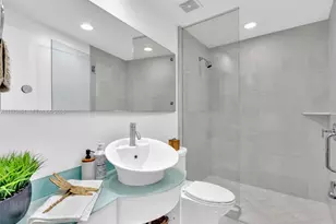 2950 NE 188th St, Aventura, FL 33180 - Photo 19