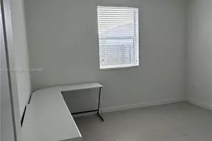 14804 SW 162nd St, Miami, FL 33187 - Photo 3