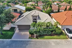 11590 SW 9th Ct, Pembroke Pines, FL 33025 - Photo 1