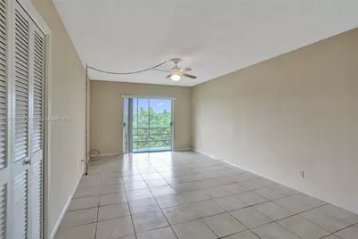 4731 NW 10th Ct #314, Plantation, FL 33313 - Photo 9