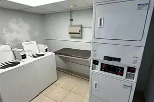 2020 NE 135th St, North Miami, FL 33181 - Photo 15