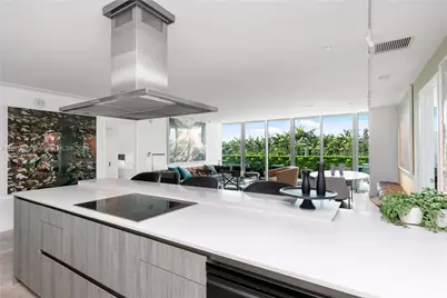360 Ocean Dr #305S, Key Biscayne, FL 33149 - Photo 11