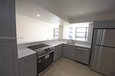 200 Leslie Dr #1124, Hallandale Beach, FL 33009 - Photo 9