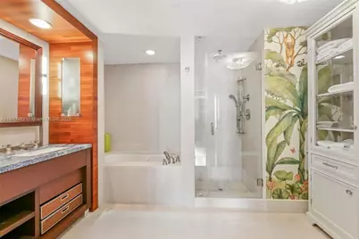 6799 Collins Ave #1601, Miami Beach, FL 33141 - Photo 11