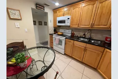 8065 SW 107th Ave #113, Miami, FL 33173 - Photo 5