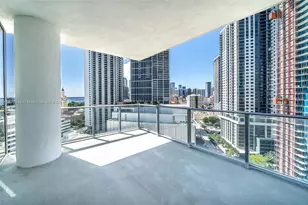 851 NE 1st Ave, Miami, FL 33132 - Photo 21