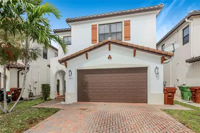 3293 W 98th Pl, Hialeah, FL 33018 - Photo 1