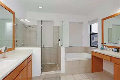 3293 W 98th Pl, Hialeah, FL 33018 - Photo 19