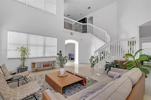 8467 NW 110 Pl, Doral, FL 33178 - Photo 9