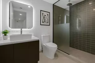 227 NE 2nd St, Miami, FL 33132 - Photo 7