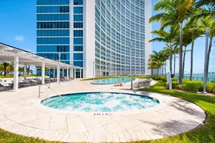 601 NE 36th St, Miami, FL 33137 - Photo 29