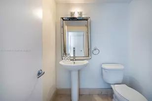 601 NE 36th St, Miami, FL 33137 - Photo 17