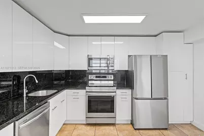 2750 NE 183rd St #1203, Aventura, FL 33160 - Photo 15